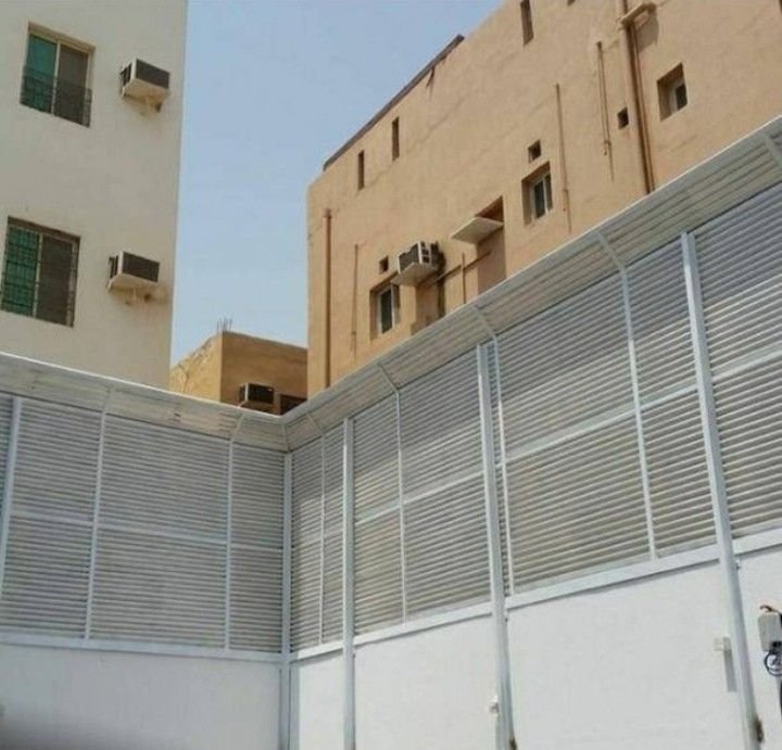 شركة مظلات وسواتر بالرياض | خدمات توريد وتركيب وصيانة بأعلى جودة